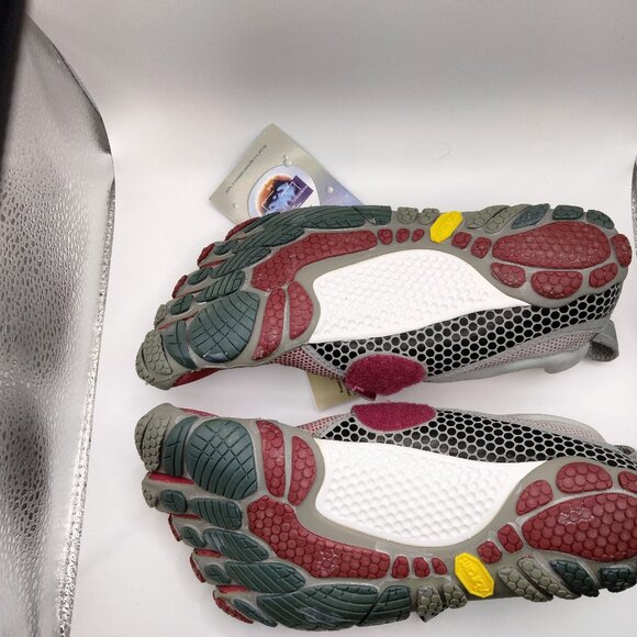 VIBRAM fivefingers W3493 Womens Size 37 (6.5/7) Bikila Grey Cream Berry - Picture 6 of 7